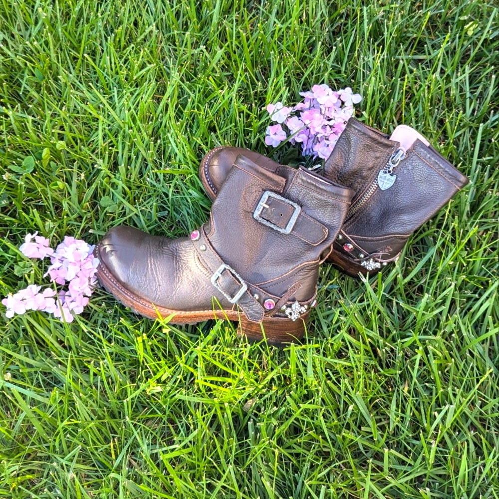 Brown Leather Cowboy Biker Moto Rare Pink Bling Boots 9 fit like 8.5 - Picture 2 of 12